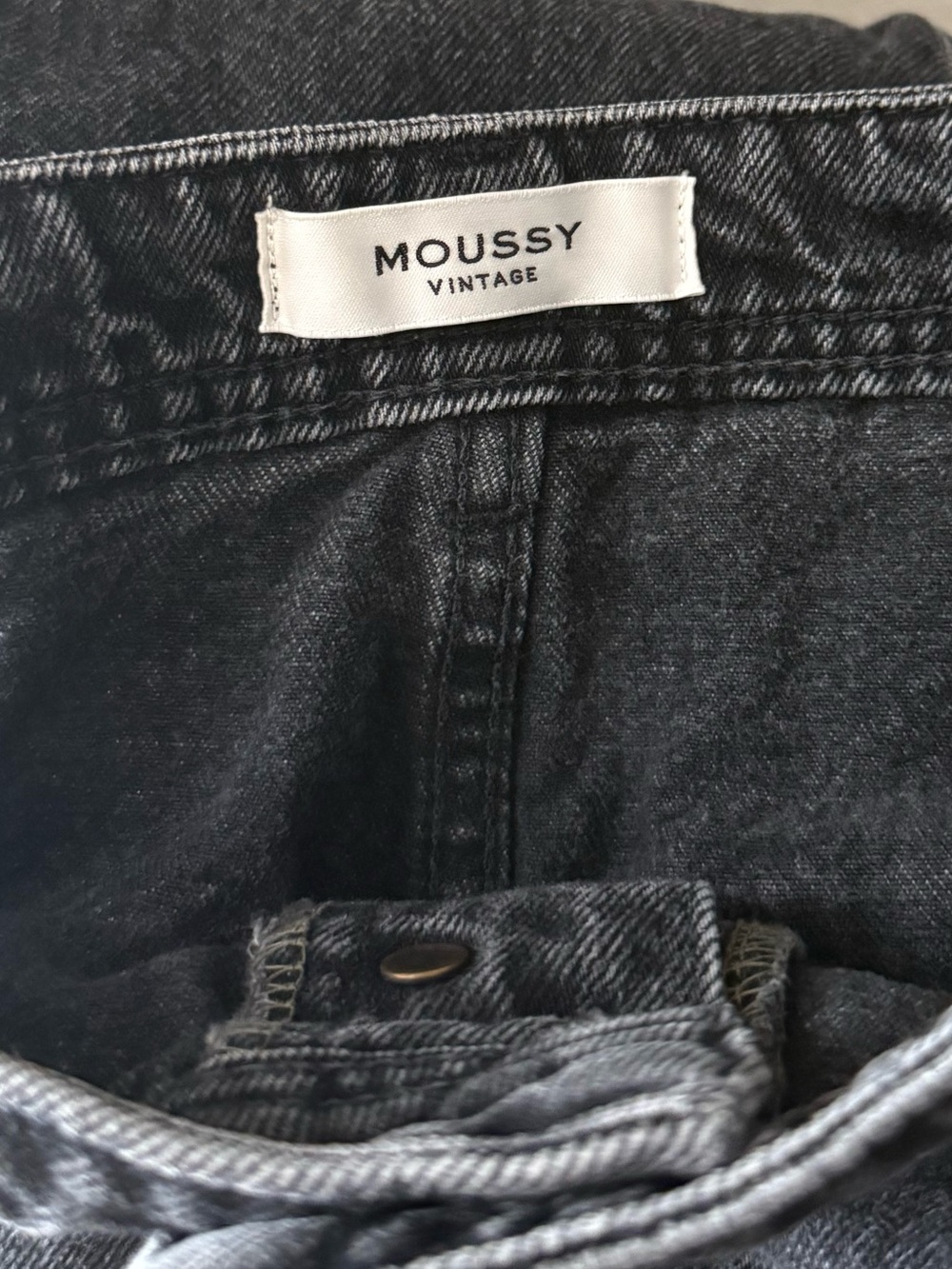 Moussy Vintage Elba Wide Leg Crop Jeans 27 Black Dark Denim Raw Hem Minimalist - Picture 10 of 10